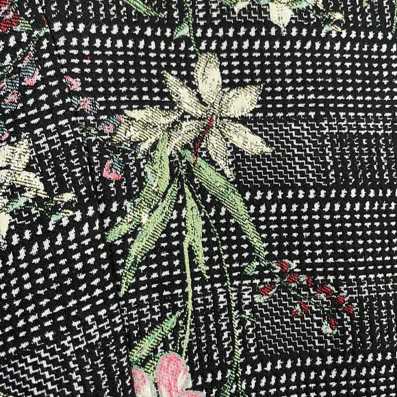 Zara Suit - Picture 7 of 10